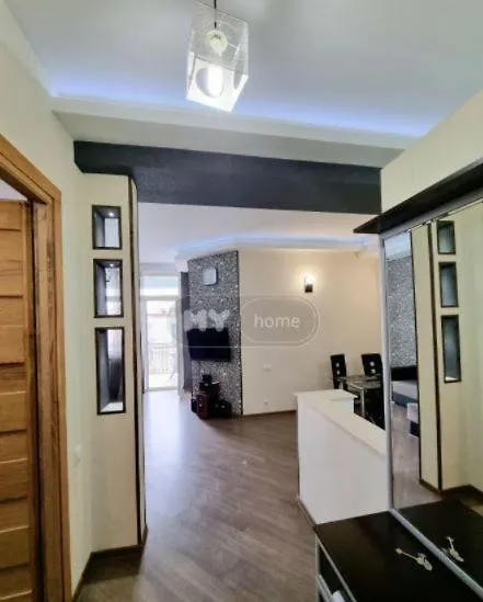 Saburtalo Apartment Lalka 第比利斯